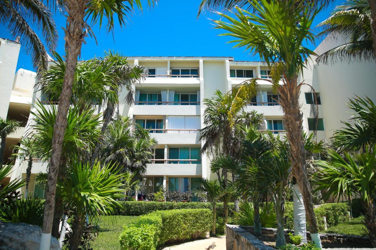 Solymar Beach Condos Канкун Экстерьер фото