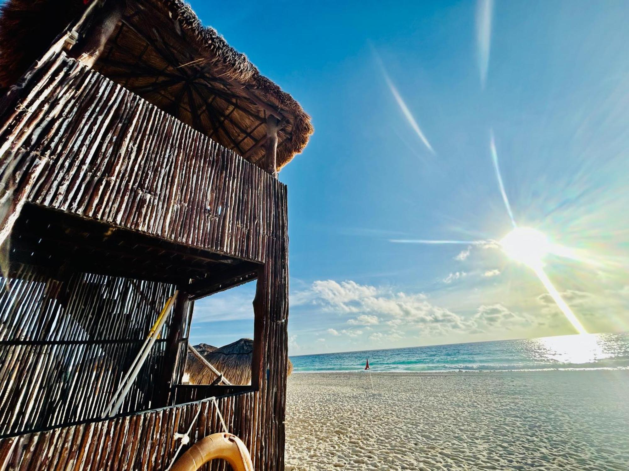 Solymar Beach Condos Канкун Экстерьер фото