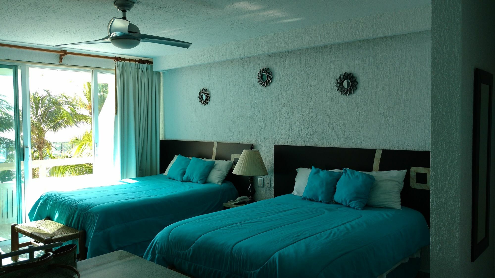Solymar Beach Condos Канкун Экстерьер фото